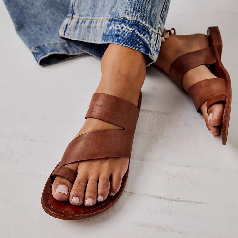 NWT! FREE PEOPLE ABILENE SANDAL
